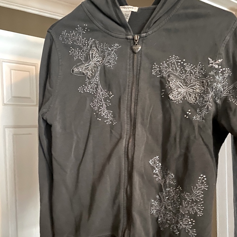 Grey hoodie with design